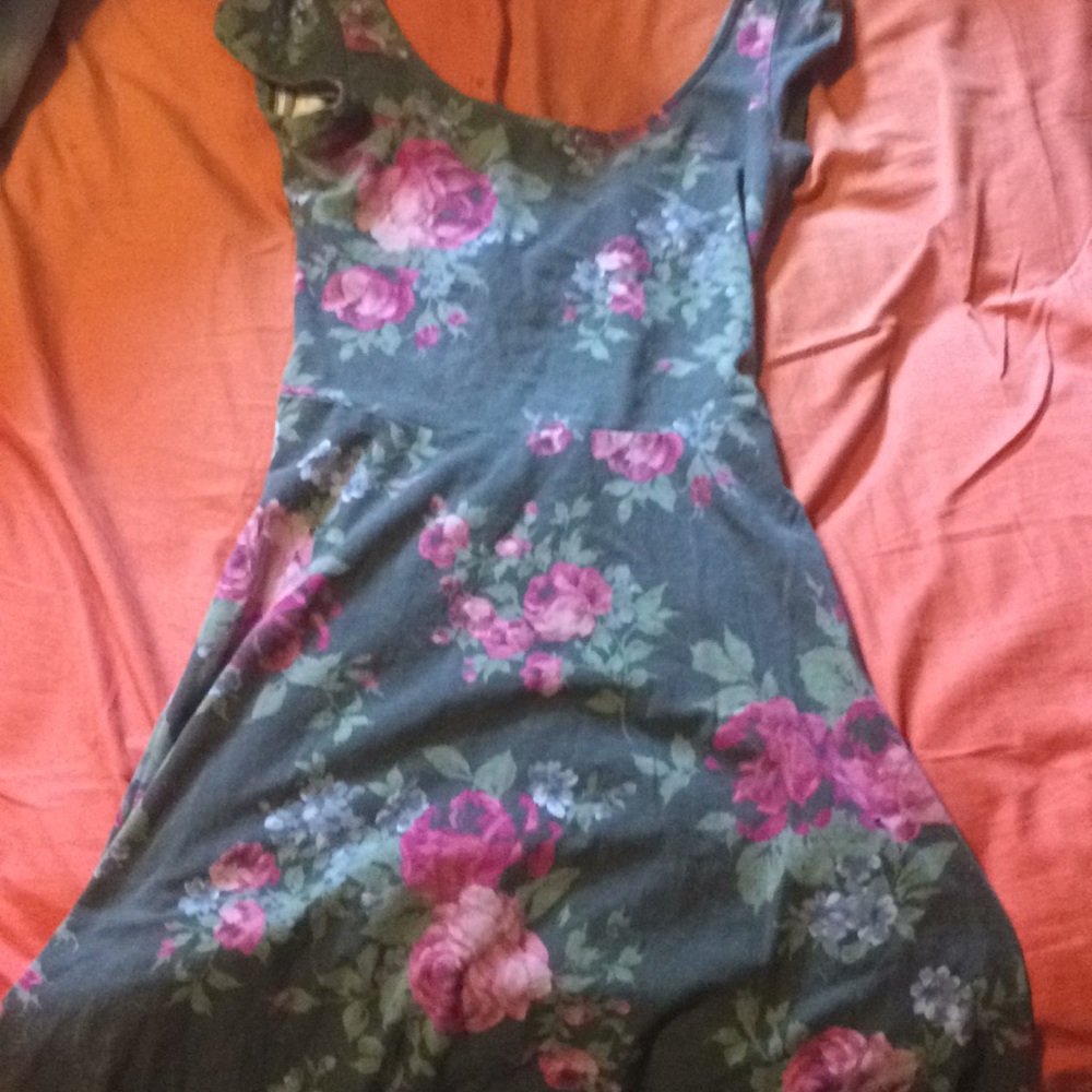 Cute floral cross back skater dress